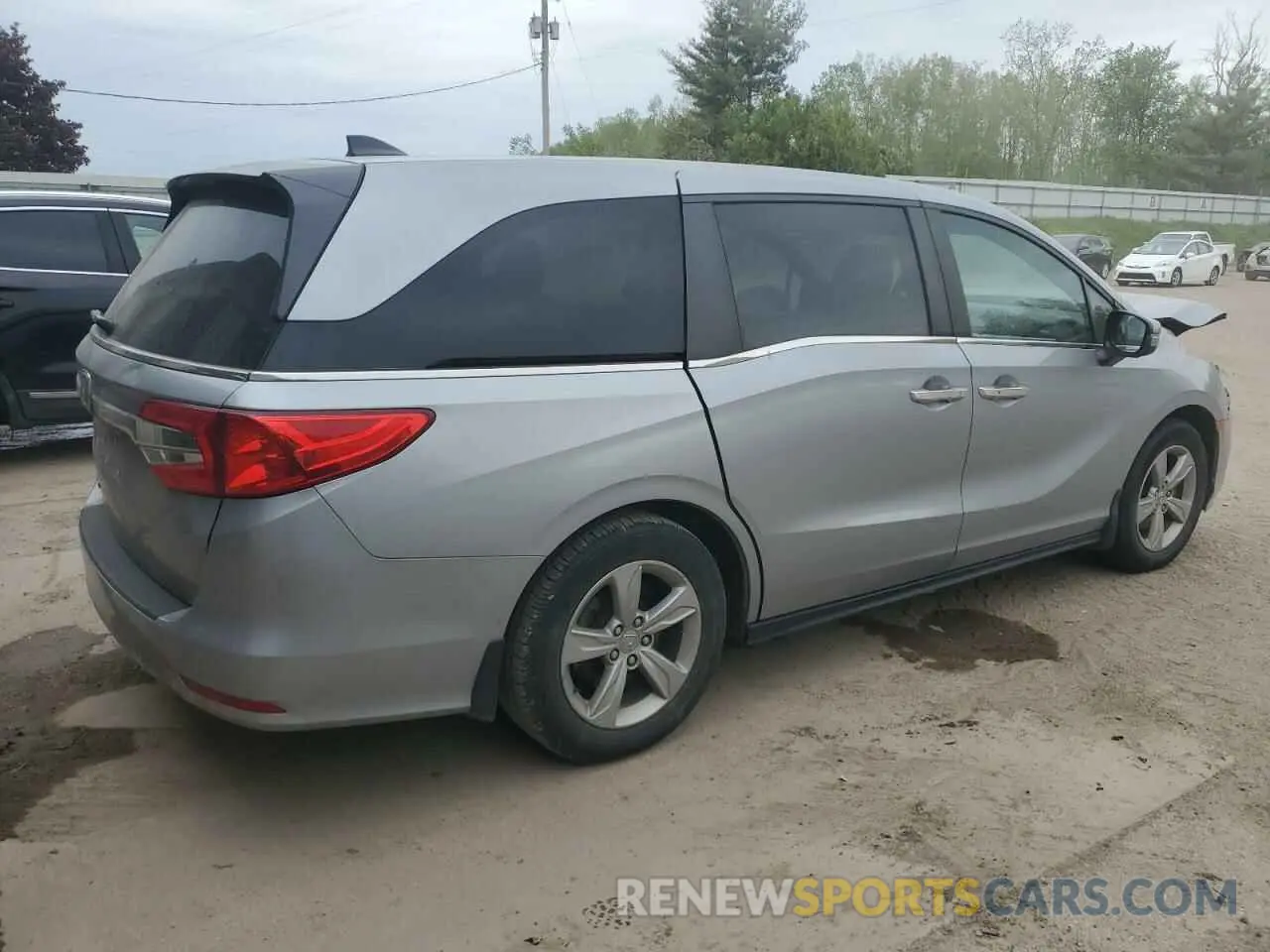 3 Photograph of a damaged car 5FNRL6H71KB001522 HONDA All Models 2019