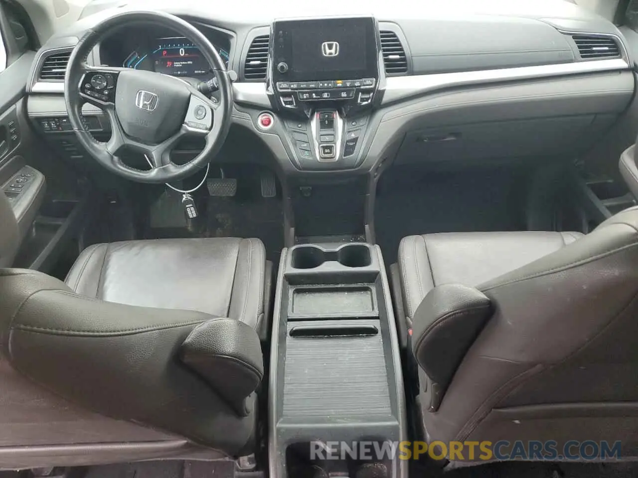8 Photograph of a damaged car 5FNRL6H71KB001522 HONDA All Models 2019