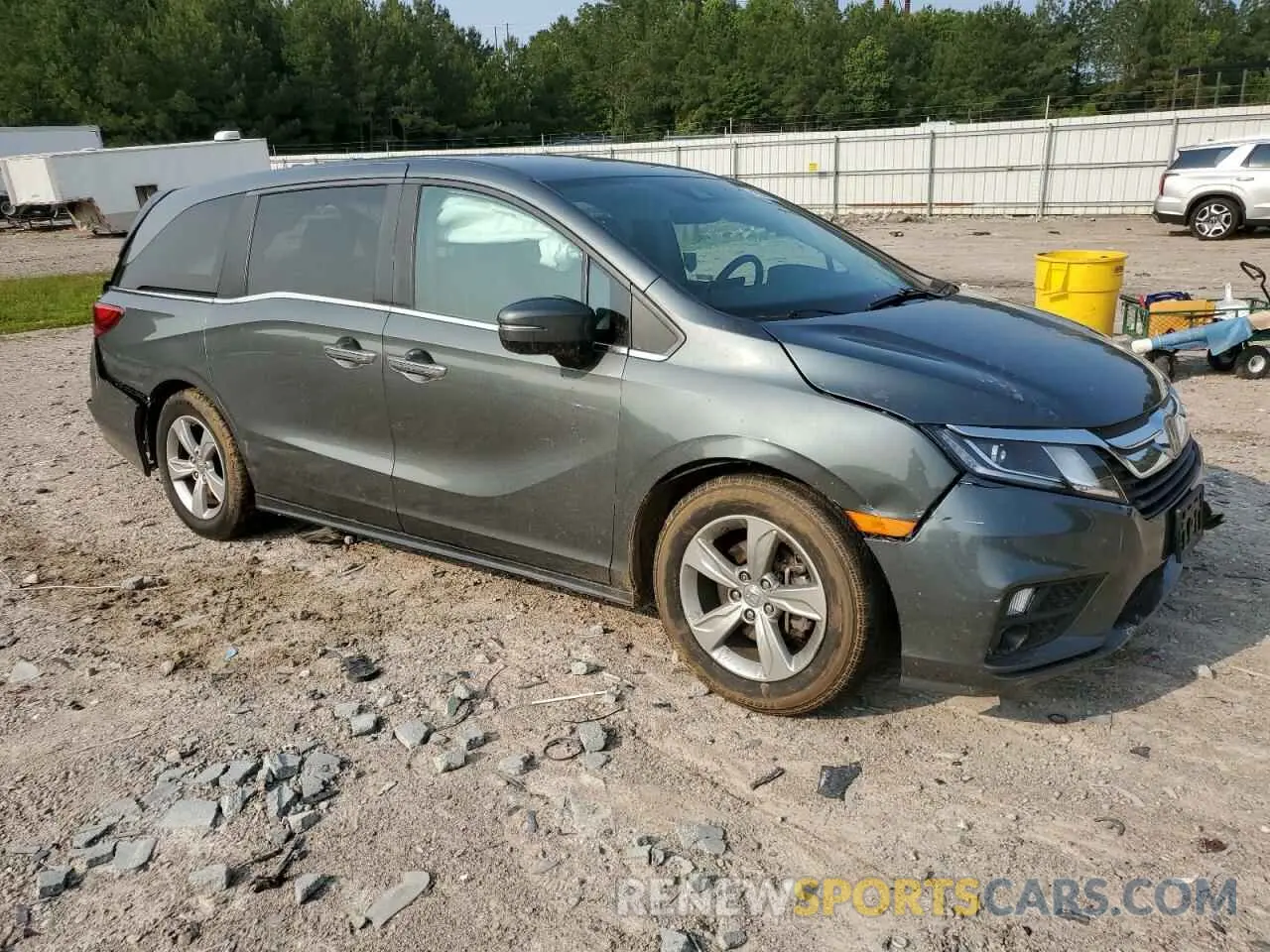 4 Photograph of a damaged car 5FNRL6H71KB032236 HONDA All Models 2019