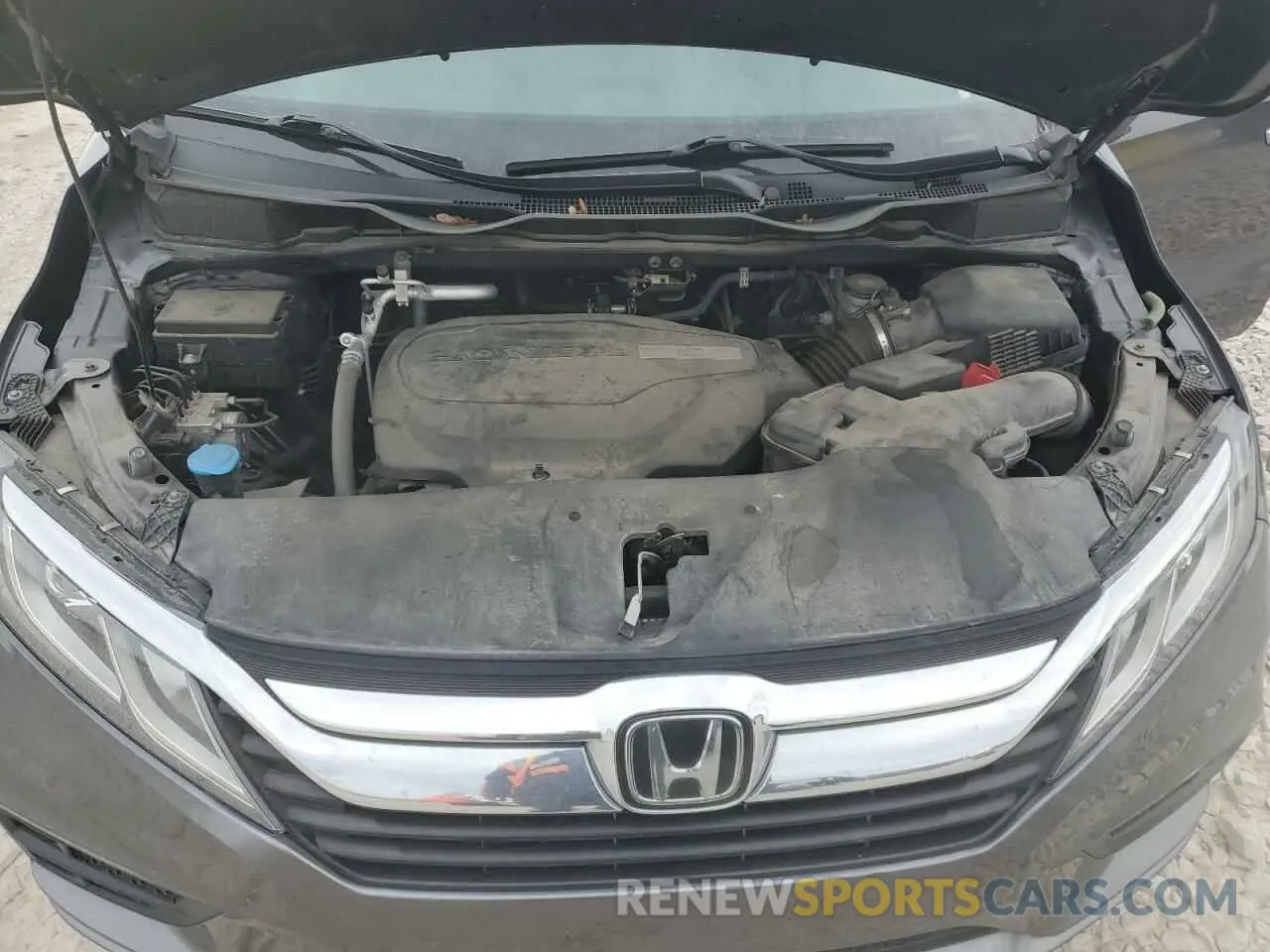 12 Photograph of a damaged car 5FNRL6H71KB056522 HONDA All Models 2019