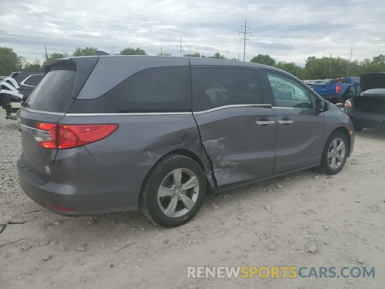 3 Photograph of a damaged car 5FNRL6H71KB056522 HONDA All Models 2019
