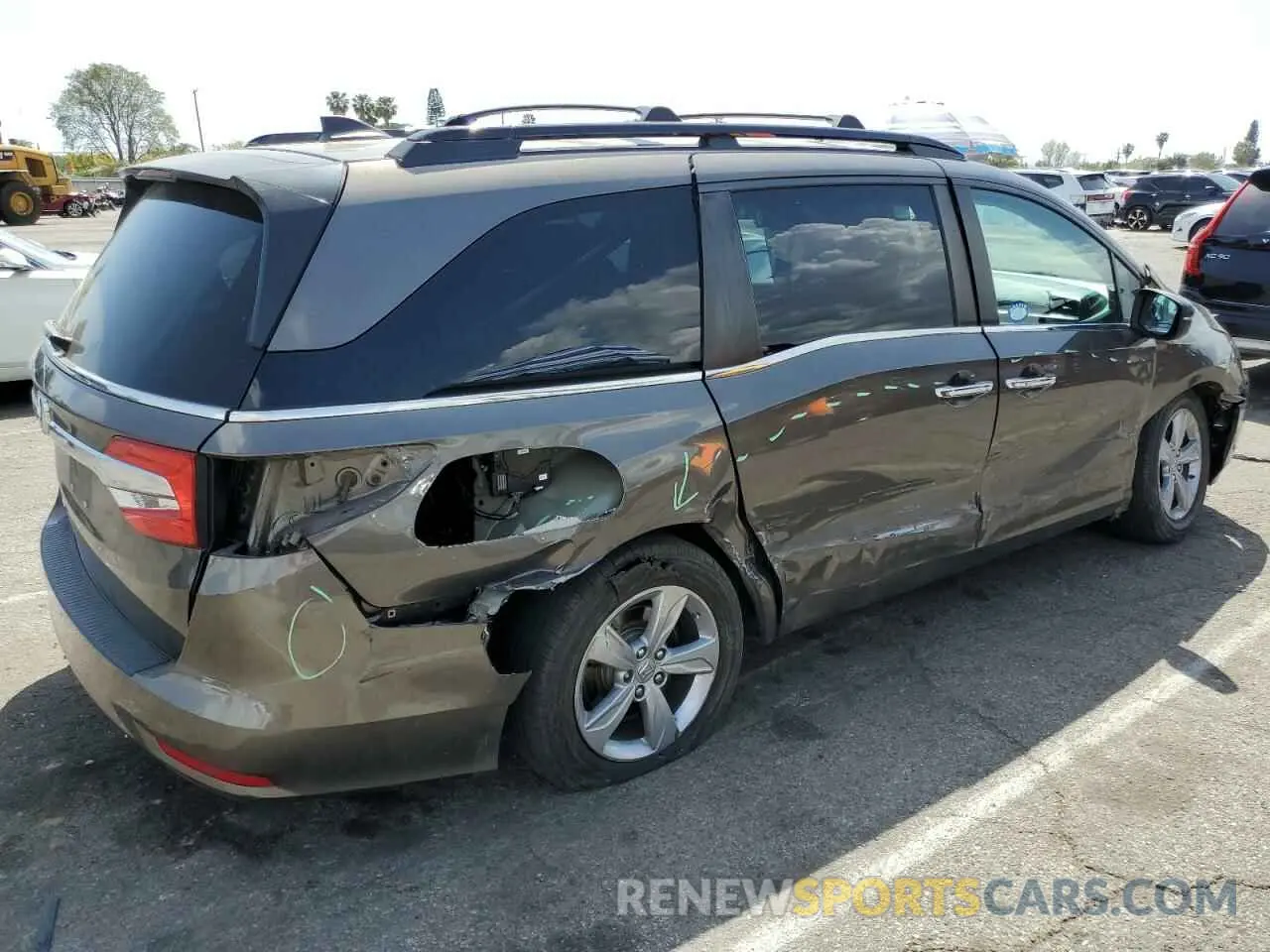 3 Photograph of a damaged car 5FNRL6H71KB066628 HONDA All Models 2019