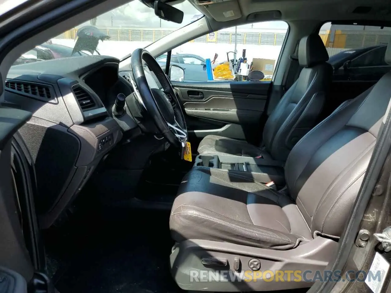7 Photograph of a damaged car 5FNRL6H71KB066628 HONDA All Models 2019