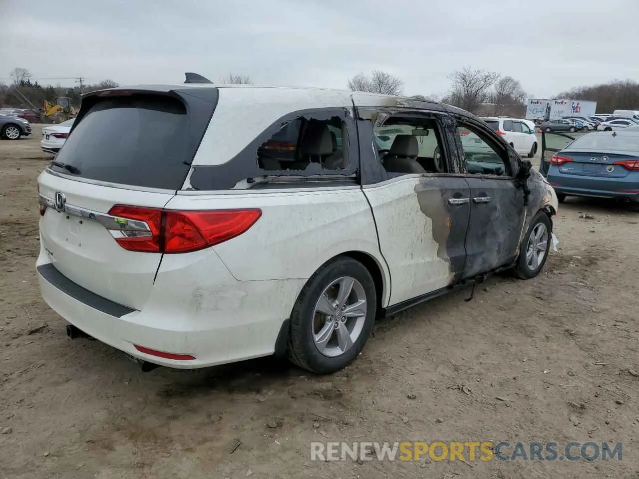 3 Photograph of a damaged car 5FNRL6H71KB072929 HONDA All Models 2019