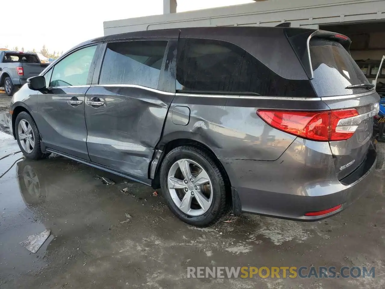 2 Photograph of a damaged car 5FNRL6H71KB126181 HONDA All Models 2019