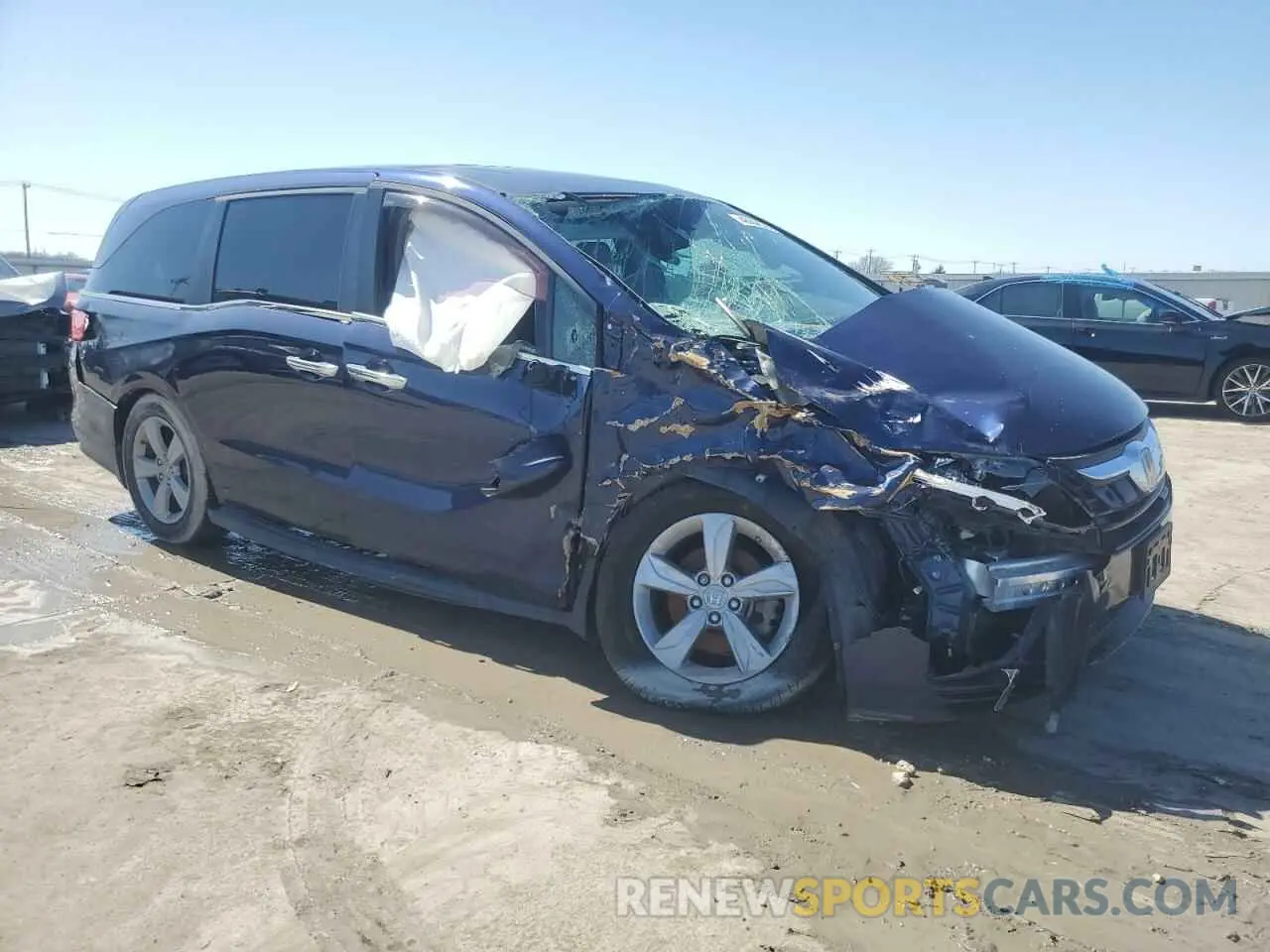4 Photograph of a damaged car 5FNRL6H71KB136550 HONDA All Models 2019