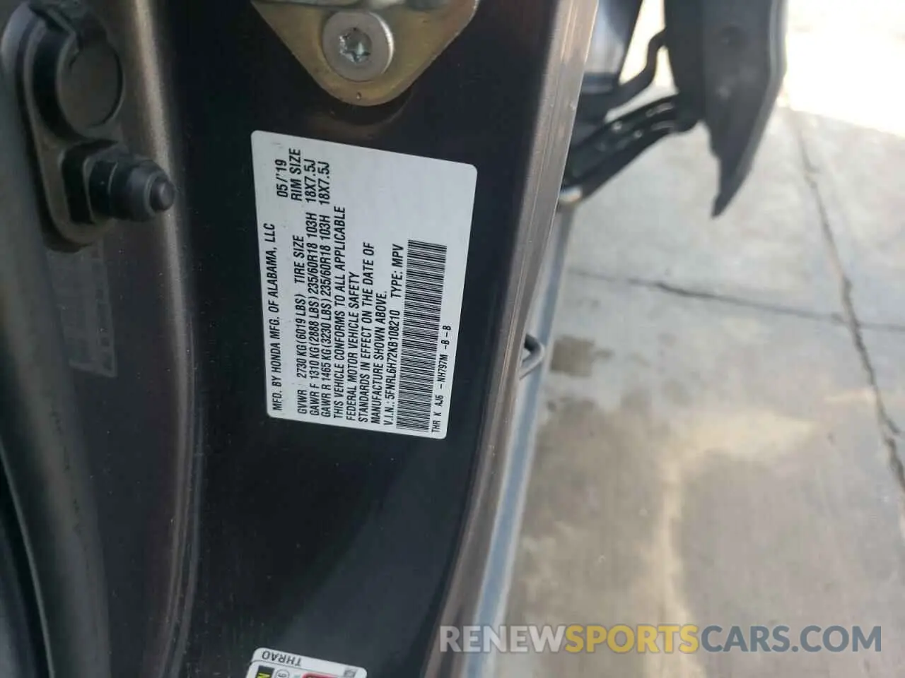 15 Photograph of a damaged car 5FNRL6H72KB108210 HONDA All Models 2019