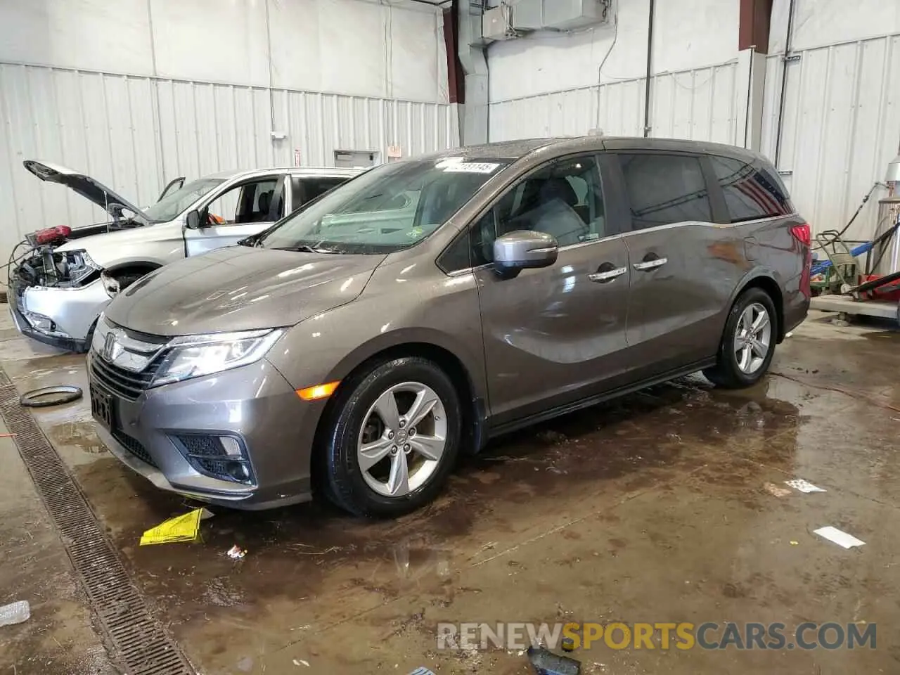 1 Photograph of a damaged car 5FNRL6H72KB138520 HONDA All Models 2019