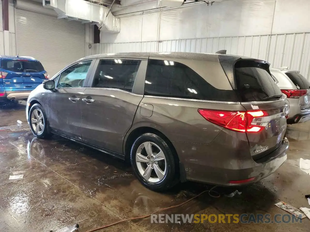 2 Photograph of a damaged car 5FNRL6H72KB138520 HONDA All Models 2019