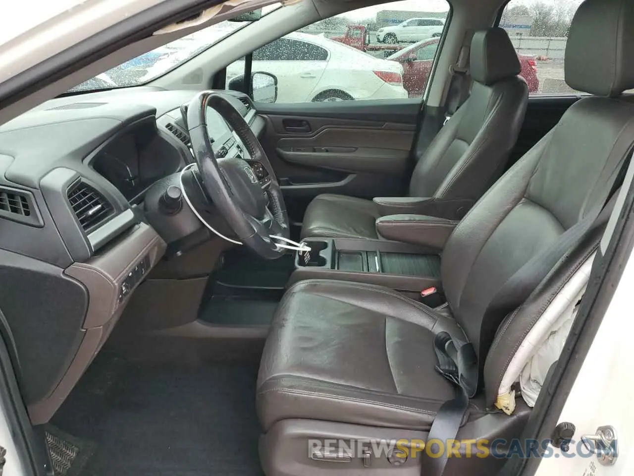 7 Photograph of a damaged car 5FNRL6H73KB057624 HONDA All Models 2019