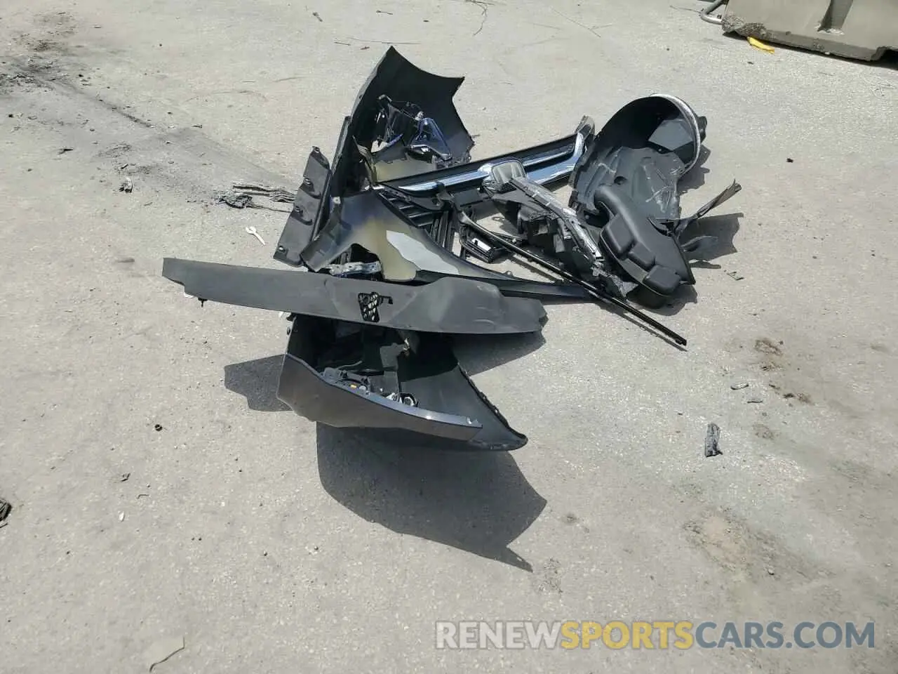 13 Photograph of a damaged car 5FNRL6H73KB073970 HONDA All Models 2019
