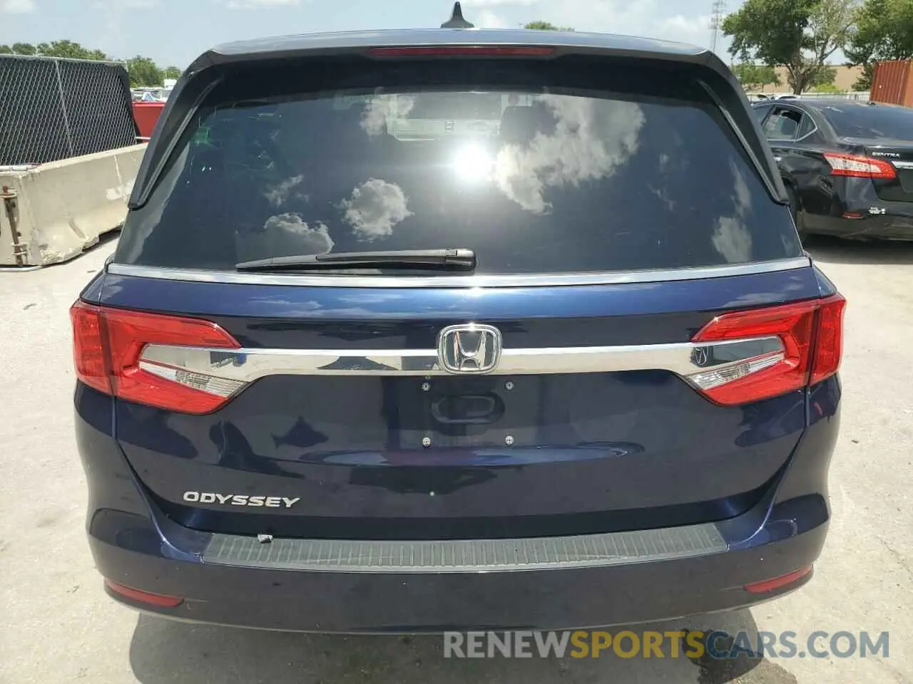 6 Photograph of a damaged car 5FNRL6H73KB073970 HONDA All Models 2019