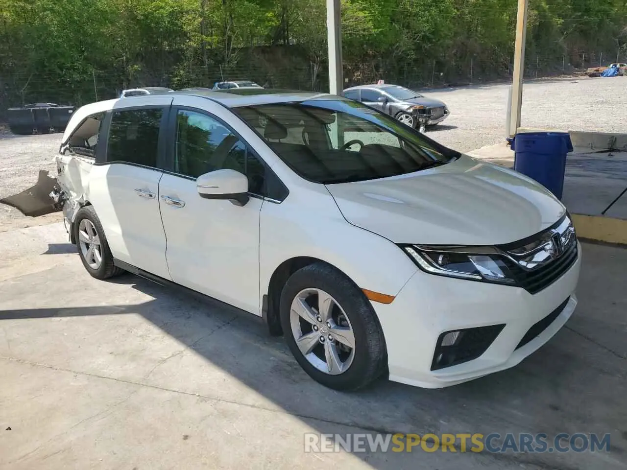 4 Photograph of a damaged car 5FNRL6H73KB084208 HONDA All Models 2019