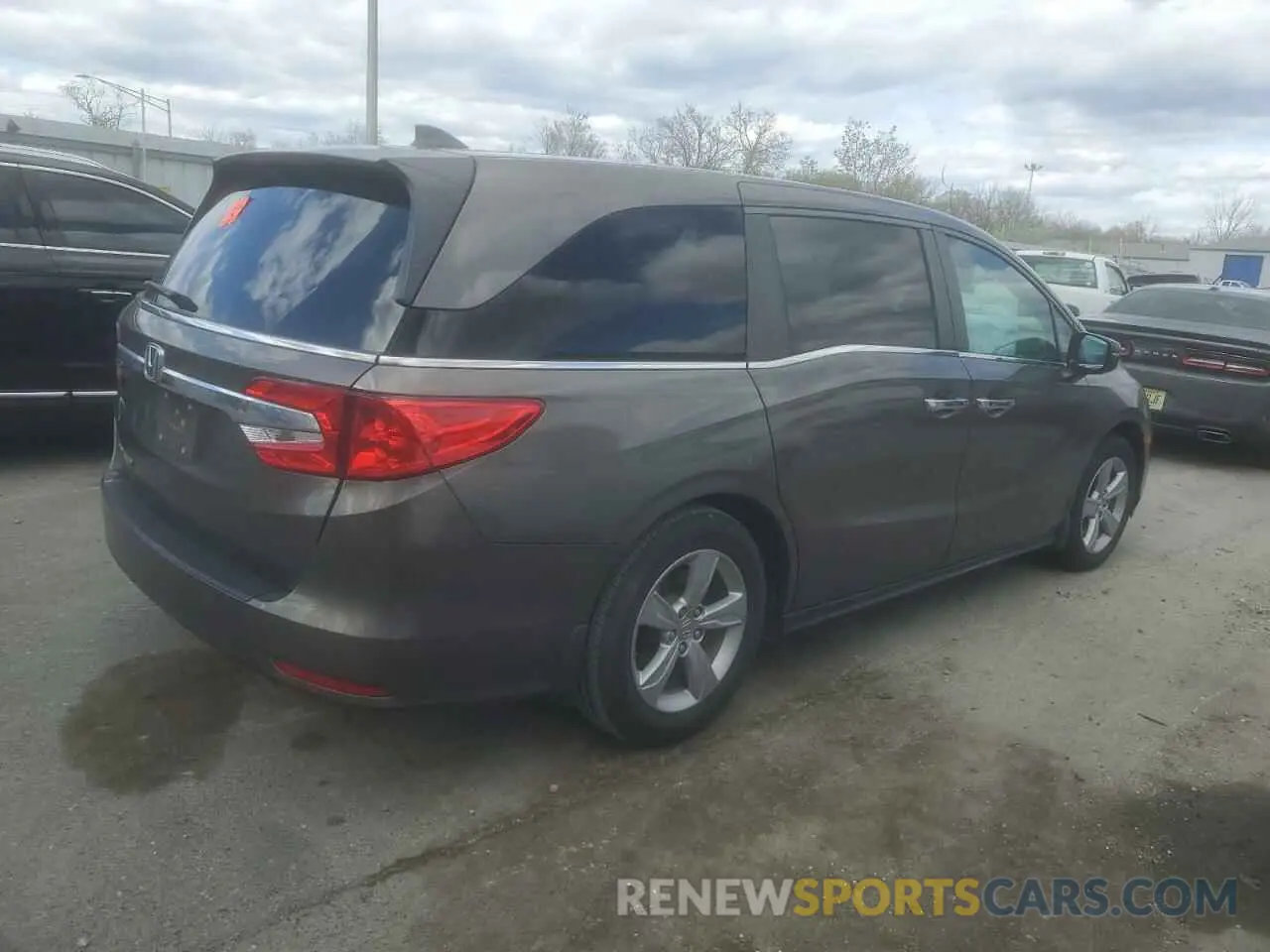 3 Photograph of a damaged car 5FNRL6H73KB137053 HONDA All Models 2019