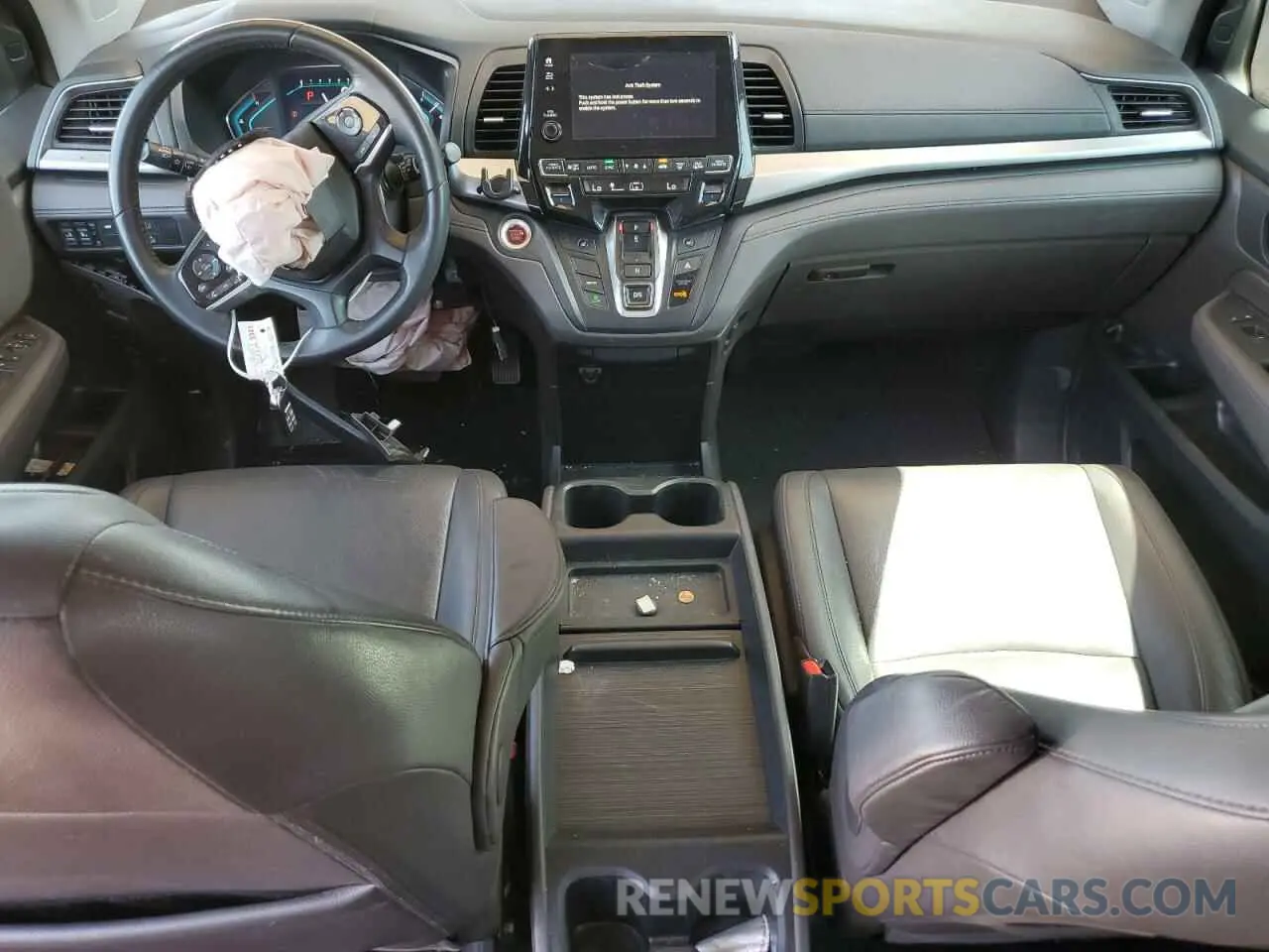 8 Photograph of a damaged car 5FNRL6H74KB026334 HONDA All Models 2019