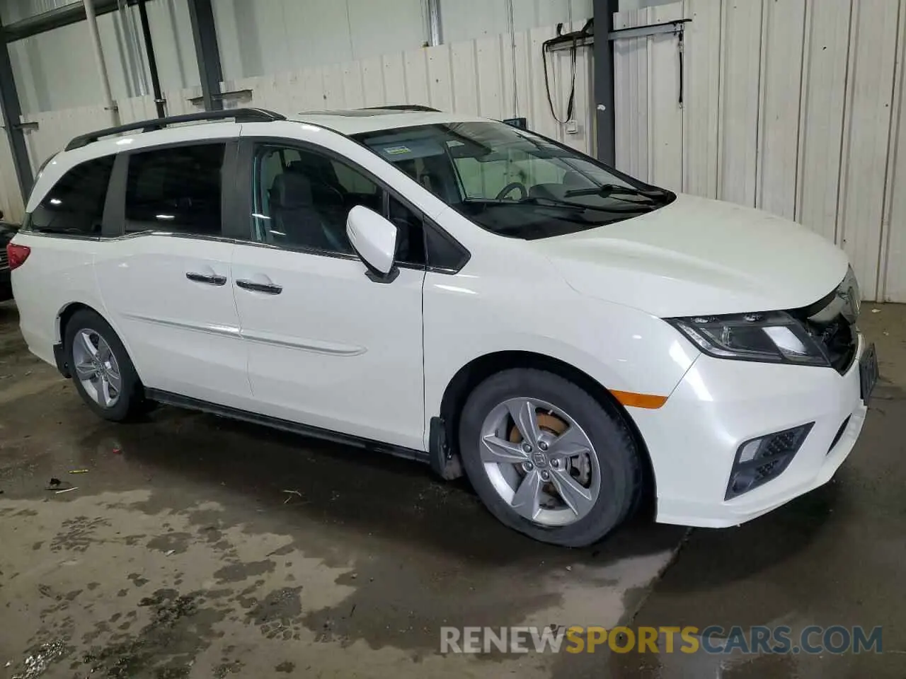 4 Photograph of a damaged car 5FNRL6H74KB028844 HONDA All Models 2019