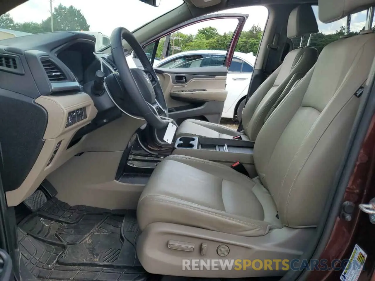 7 Photograph of a damaged car 5FNRL6H74KB030545 HONDA All Models 2019