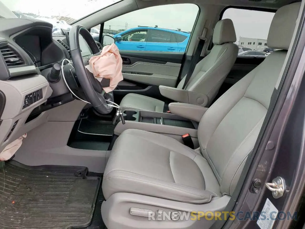 7 Photograph of a damaged car 5FNRL6H74KB069409 HONDA All Models 2019
