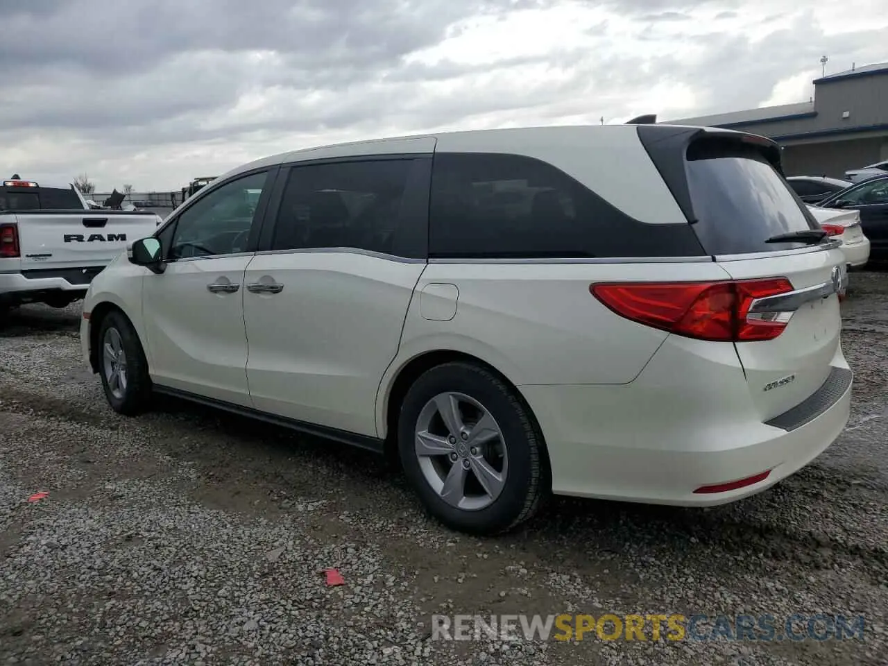 2 Photograph of a damaged car 5FNRL6H74KB090356 HONDA All Models 2019