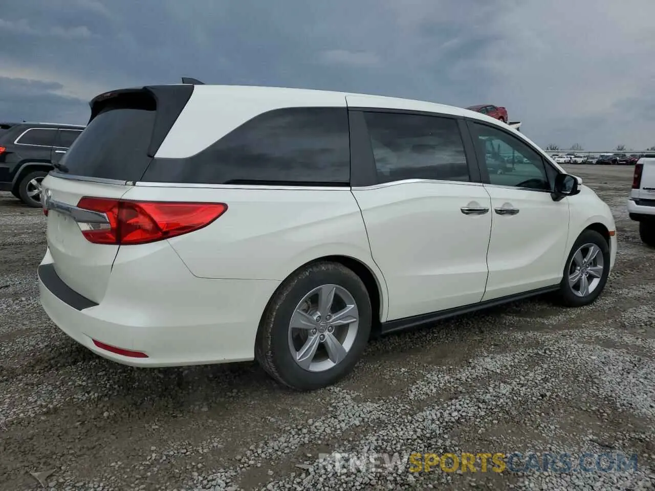 3 Photograph of a damaged car 5FNRL6H74KB090356 HONDA All Models 2019