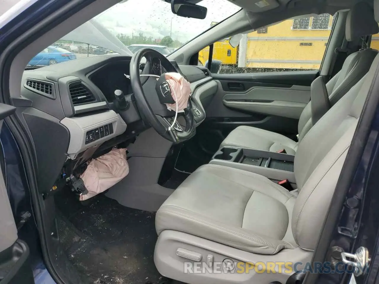 7 Photograph of a damaged car 5FNRL6H75KB048861 HONDA All Models 2019