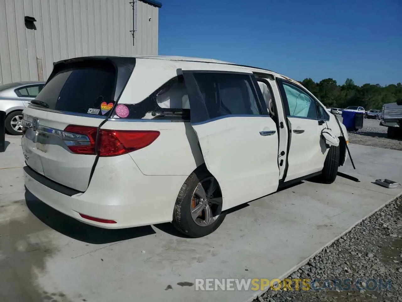 3 Photograph of a damaged car 5FNRL6H75KB058466 HONDA All Models 2019