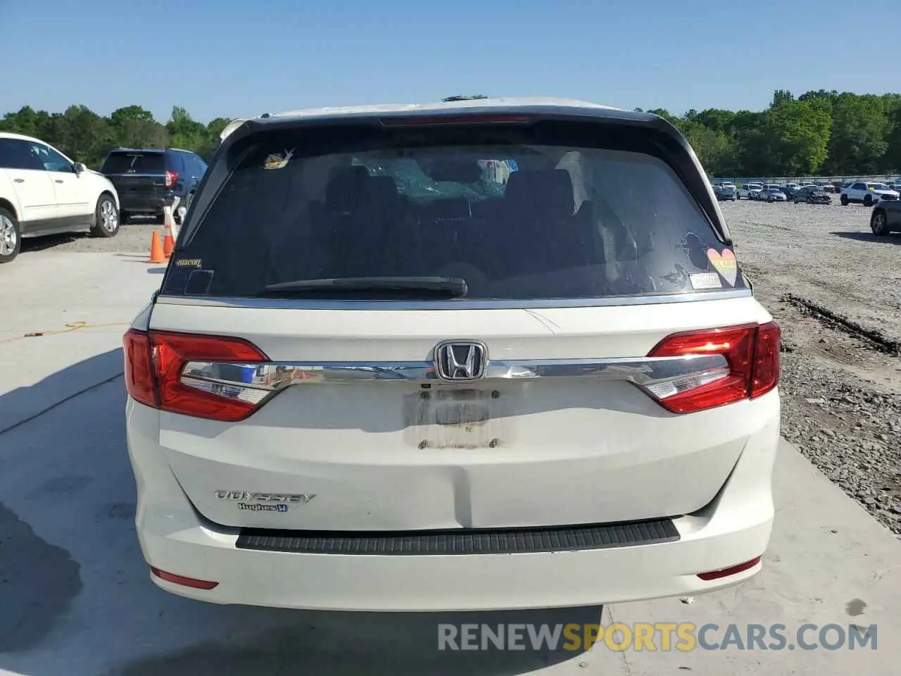 6 Photograph of a damaged car 5FNRL6H75KB058466 HONDA All Models 2019