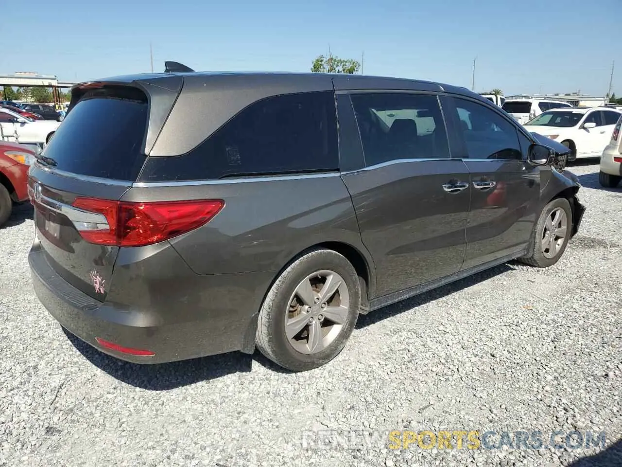 3 Photograph of a damaged car 5FNRL6H75KB082282 HONDA All Models 2019