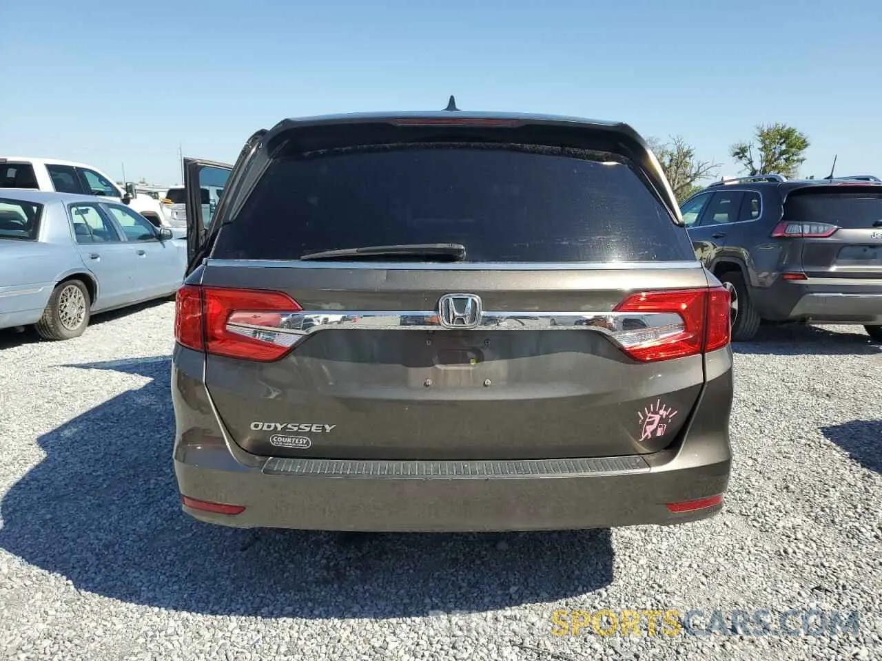 6 Photograph of a damaged car 5FNRL6H75KB082282 HONDA All Models 2019