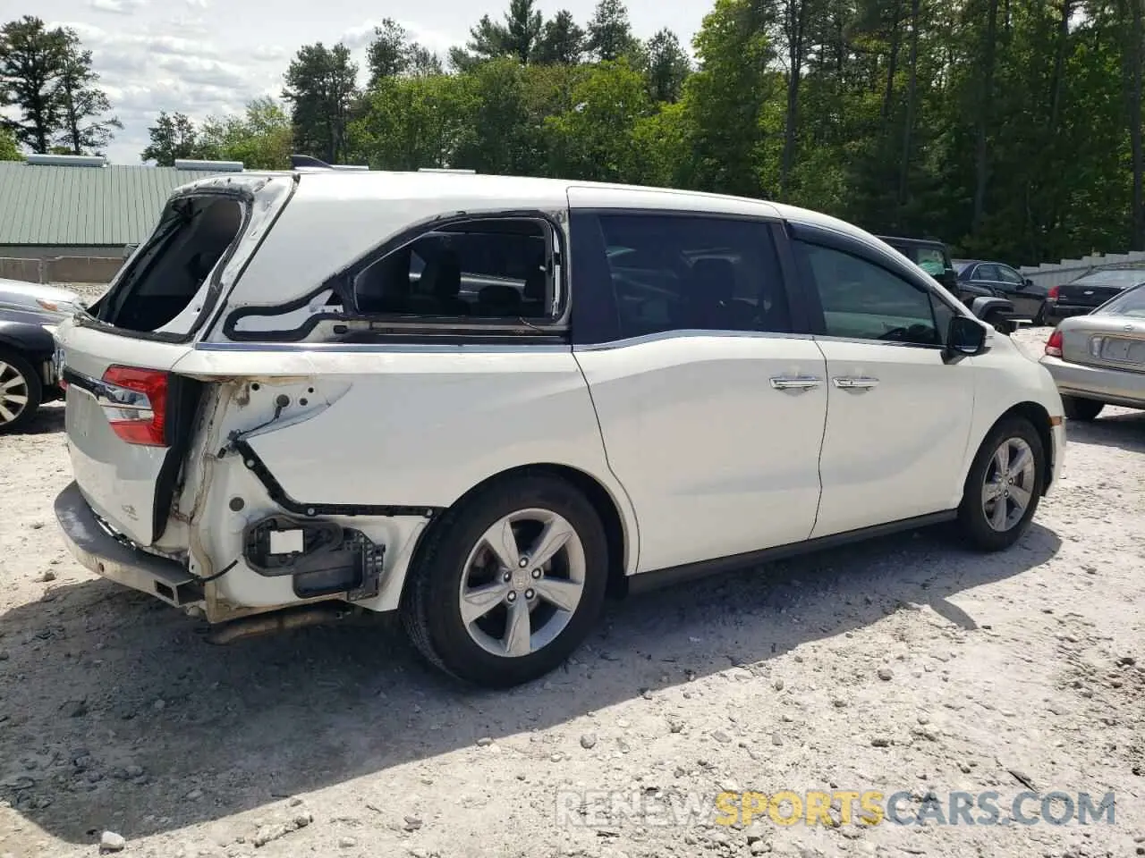 3 Photograph of a damaged car 5FNRL6H75KB102370 HONDA All Models 2019