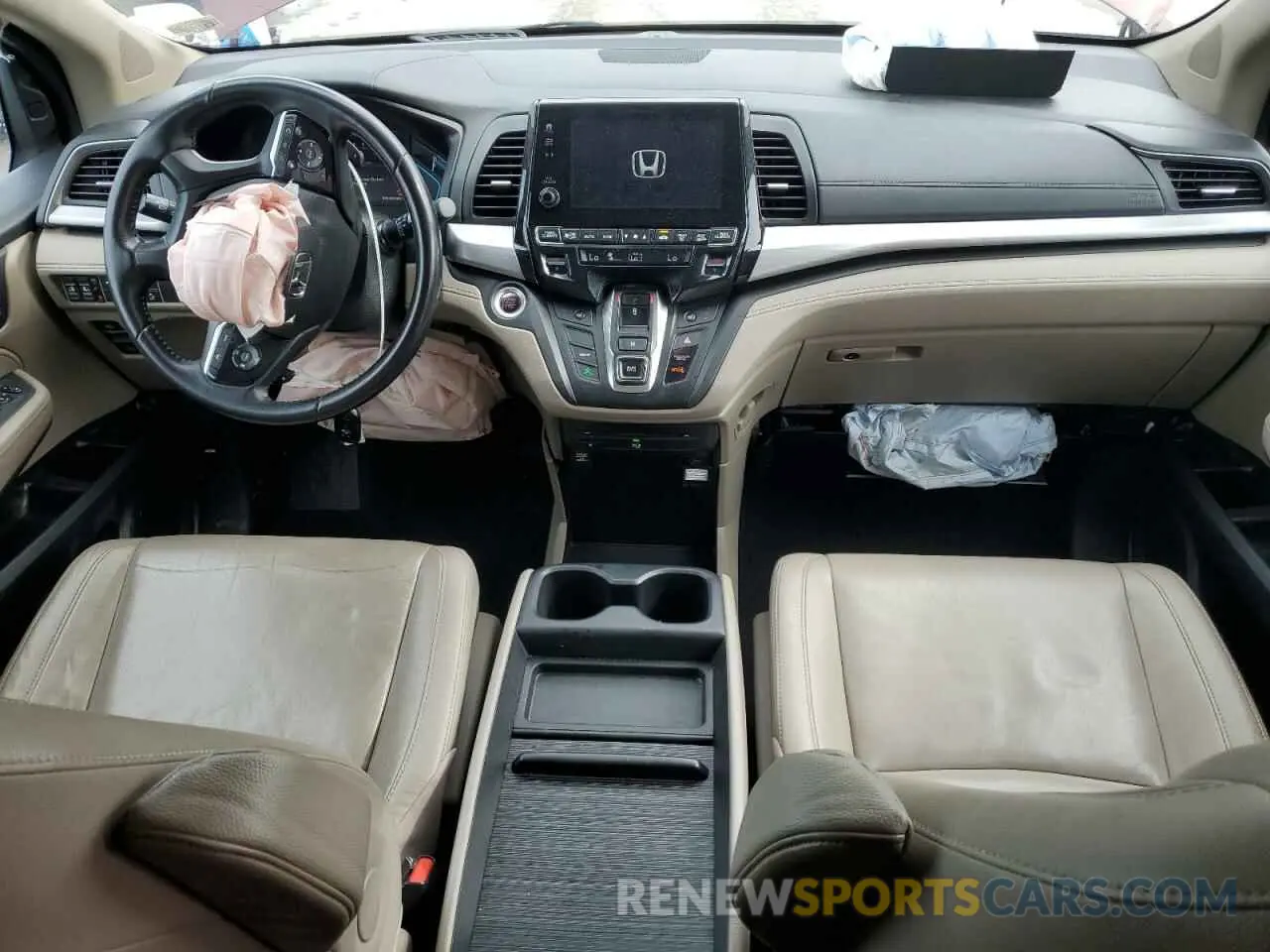 8 Photograph of a damaged car 5FNRL6H76KB020972 HONDA All Models 2019