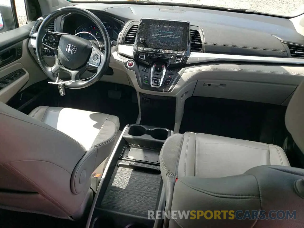 8 Photograph of a damaged car 5FNRL6H76KB044267 HONDA All Models 2019
