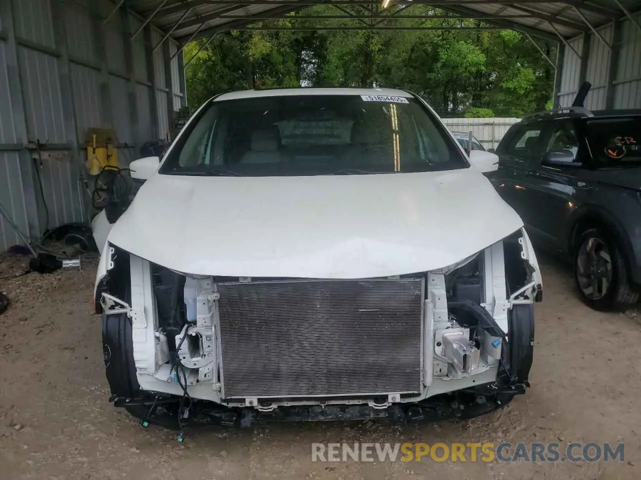 5 Photograph of a damaged car 5FNRL6H76KB045998 HONDA All Models 2019