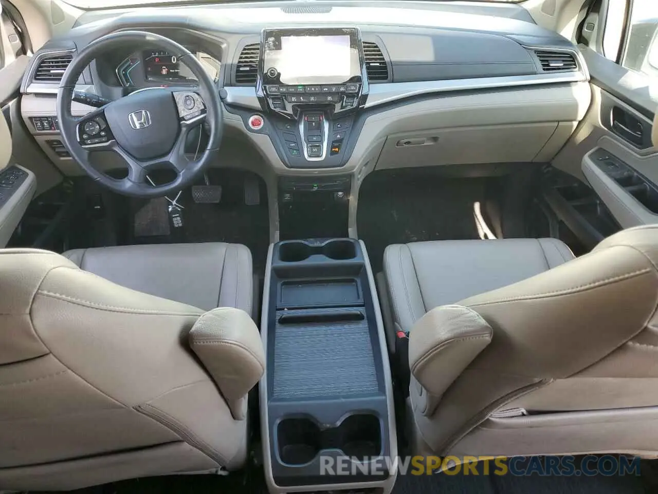 8 Photograph of a damaged car 5FNRL6H76KB058458 HONDA All Models 2019