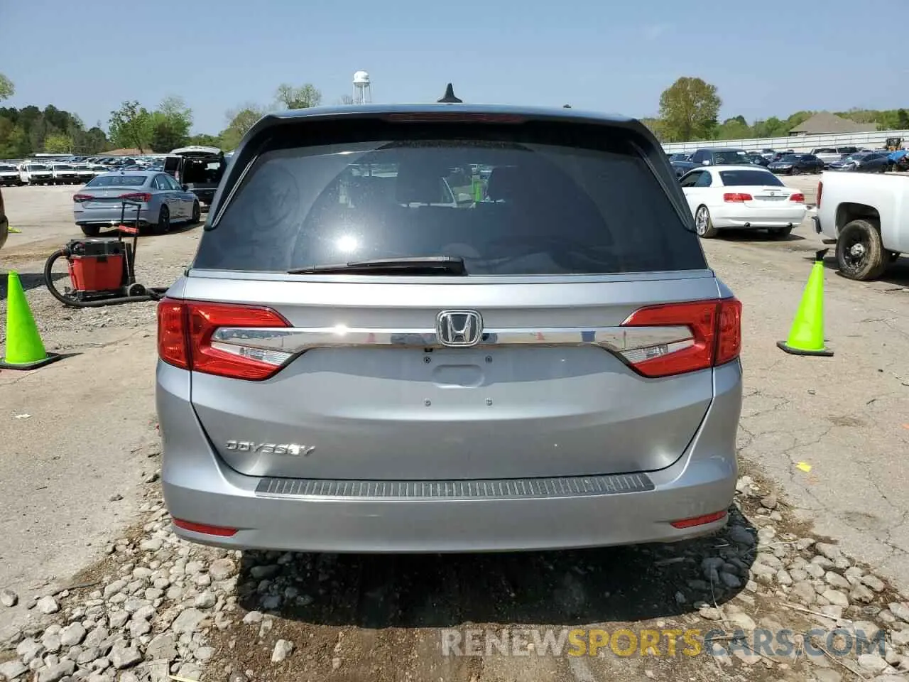 6 Photograph of a damaged car 5FNRL6H76KB113491 HONDA All Models 2019