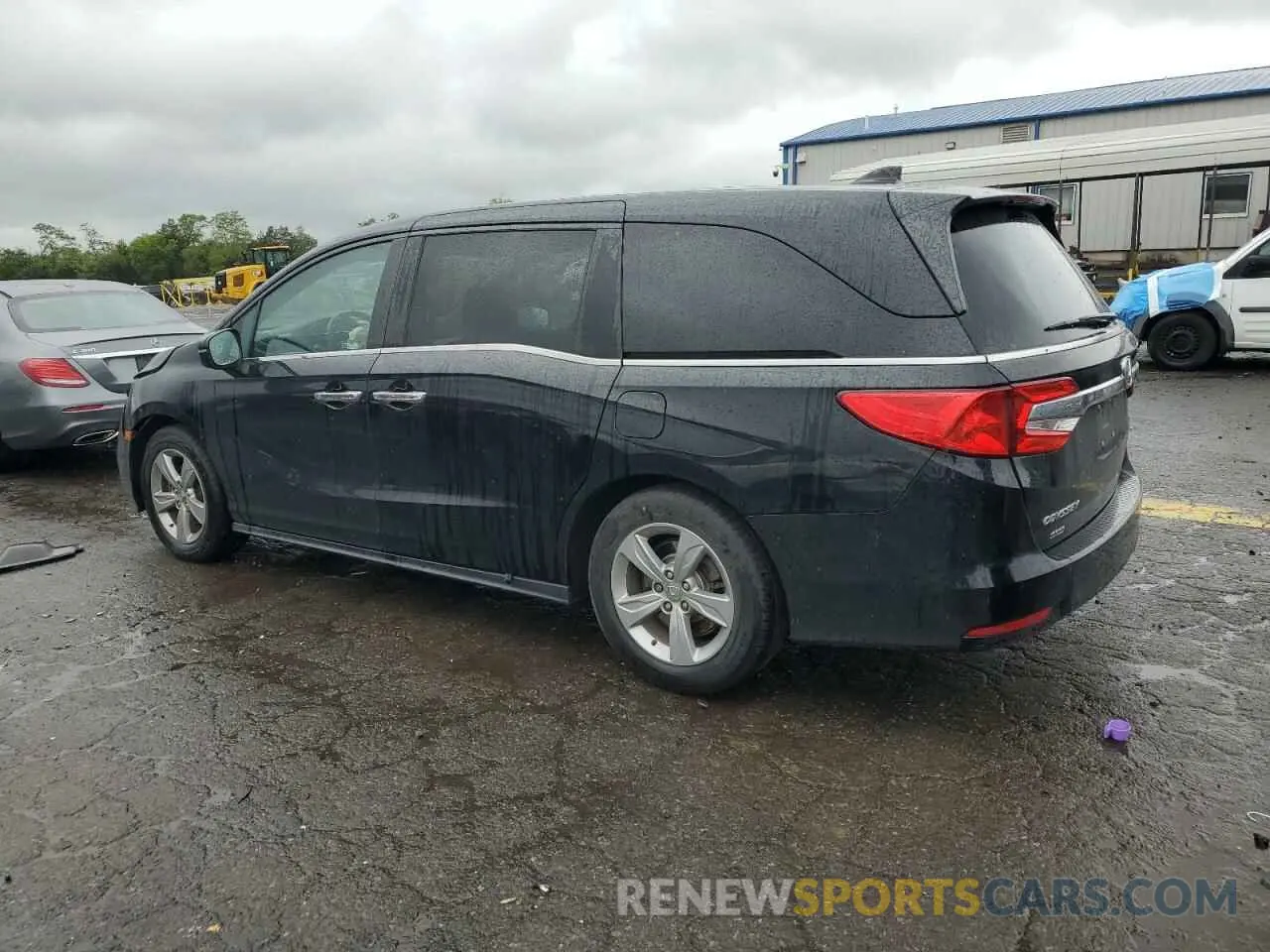 2 Photograph of a damaged car 5FNRL6H76KB124717 HONDA All Models 2019