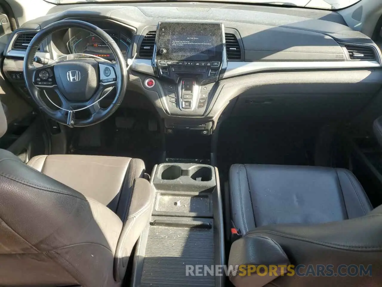 8 Photograph of a damaged car 5FNRL6H77KB043158 HONDA All Models 2019