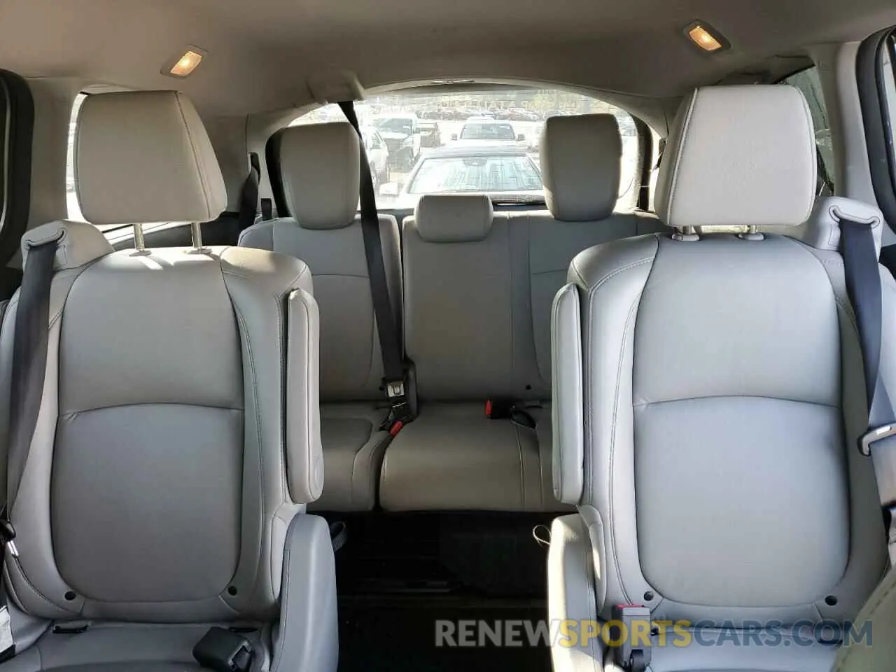10 Photograph of a damaged car 5FNRL6H77KB071820 HONDA All Models 2019