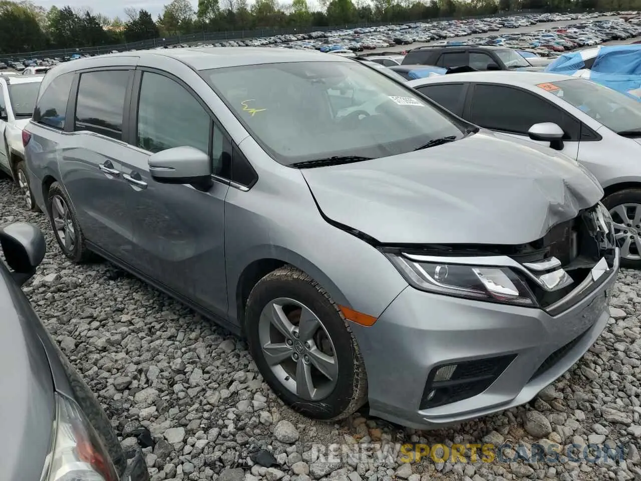 4 Photograph of a damaged car 5FNRL6H77KB071820 HONDA All Models 2019