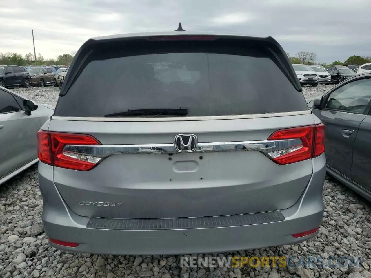 6 Photograph of a damaged car 5FNRL6H77KB071820 HONDA All Models 2019
