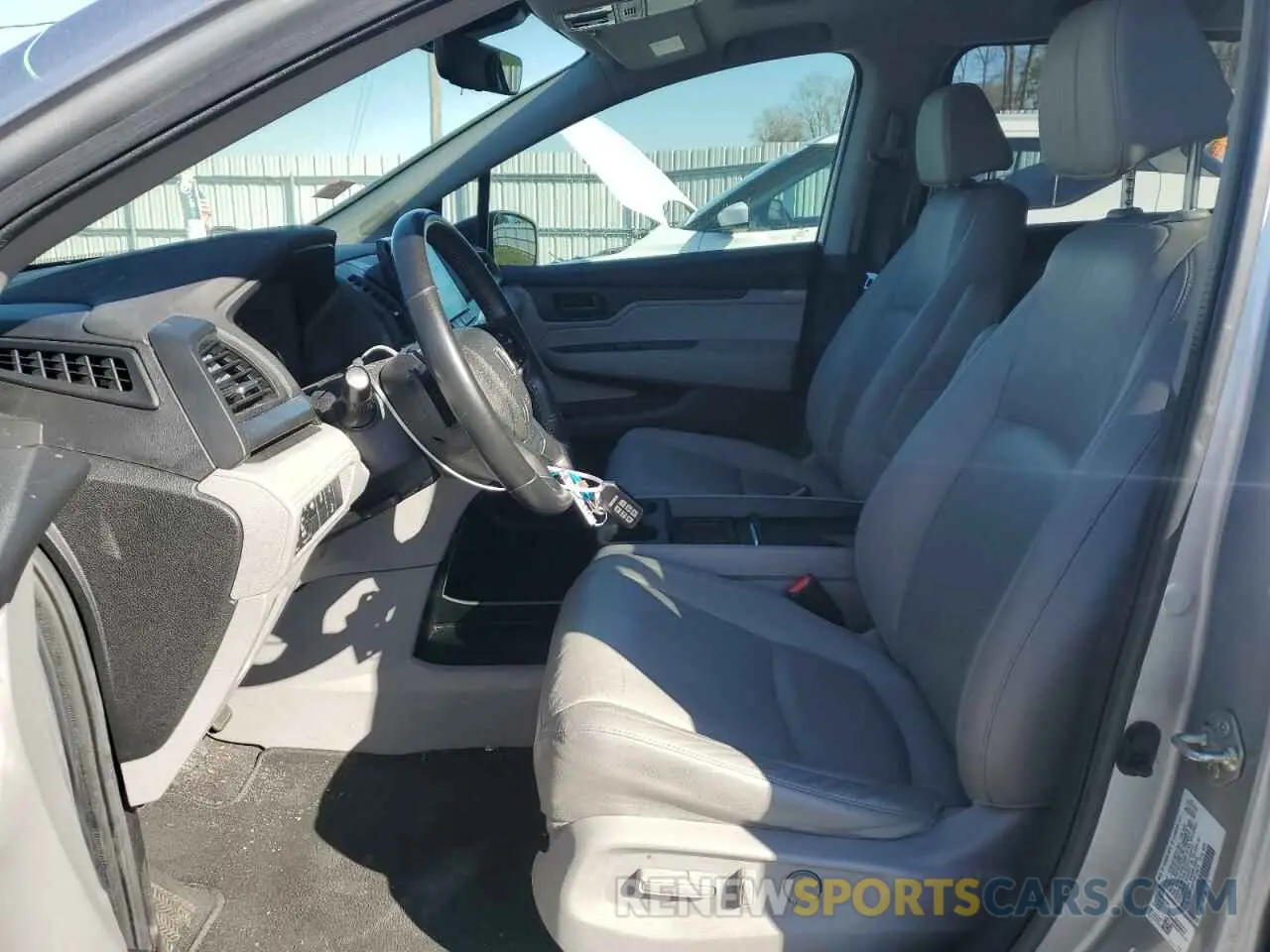 7 Photograph of a damaged car 5FNRL6H77KB118277 HONDA All Models 2019