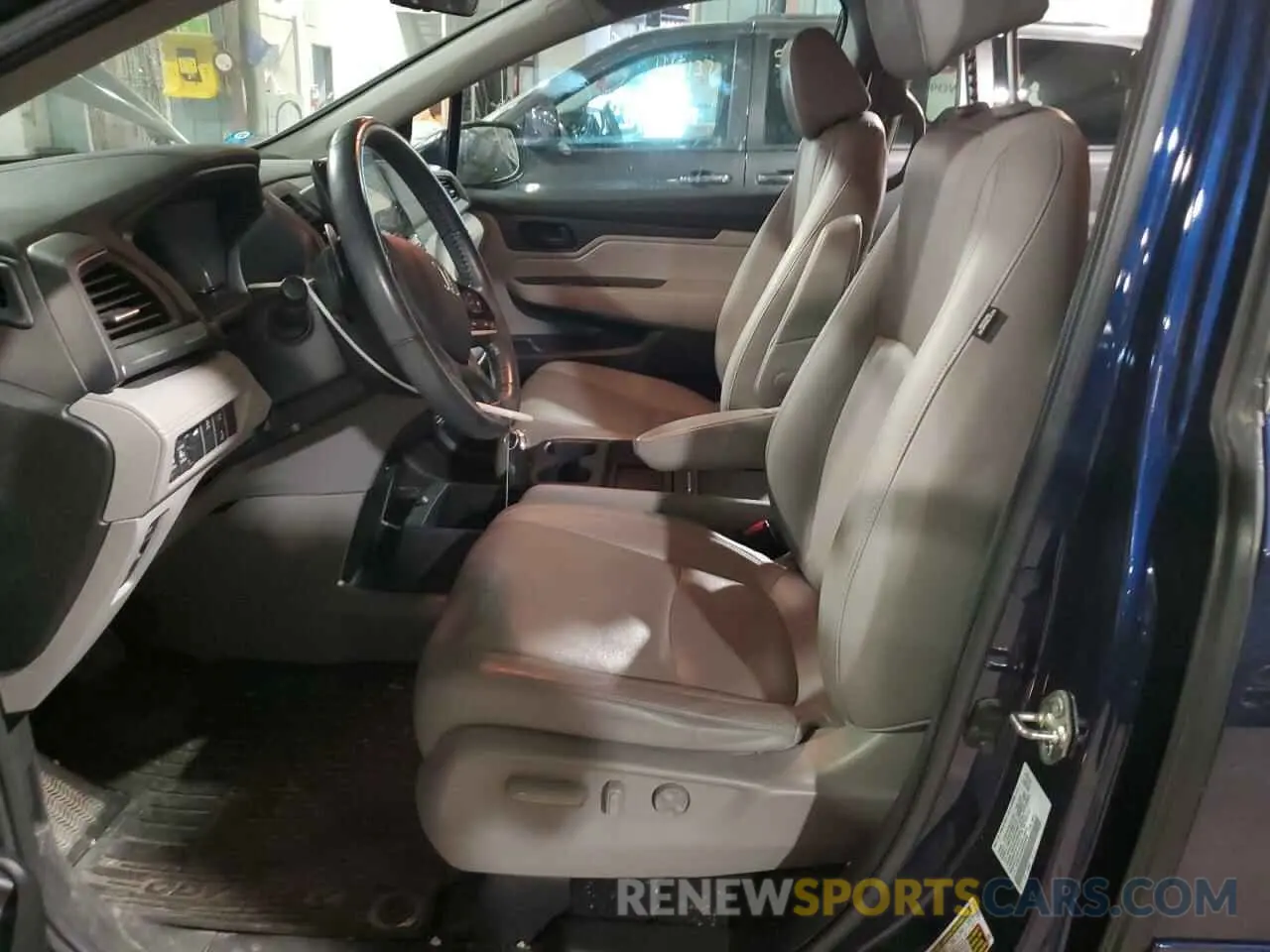 7 Photograph of a damaged car 5FNRL6H78KB065086 HONDA All Models 2019