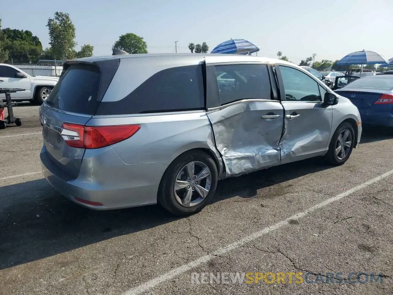 3 Photograph of a damaged car 5FNRL6H78KB136481 HONDA All Models 2019
