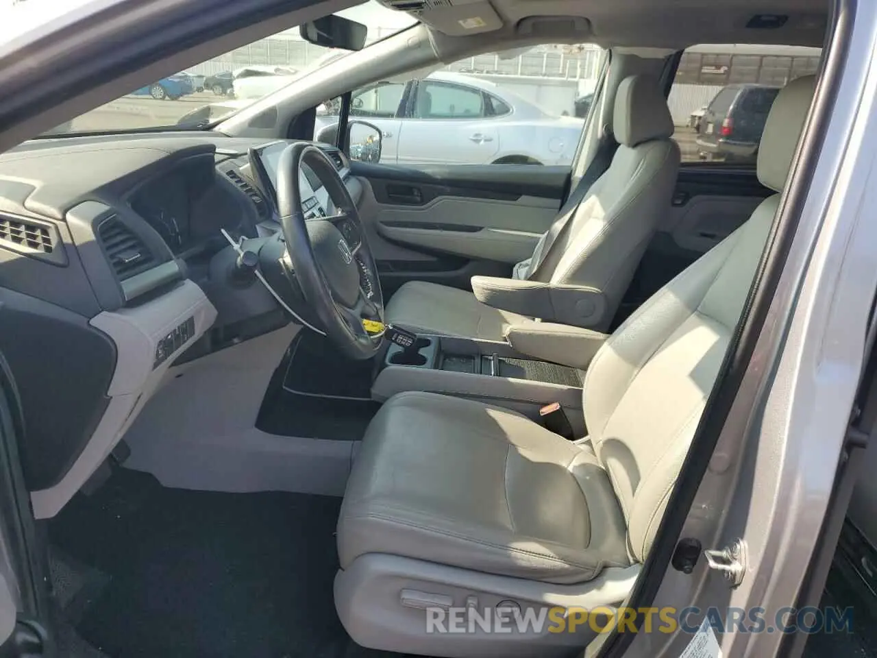 7 Photograph of a damaged car 5FNRL6H78KB136481 HONDA All Models 2019