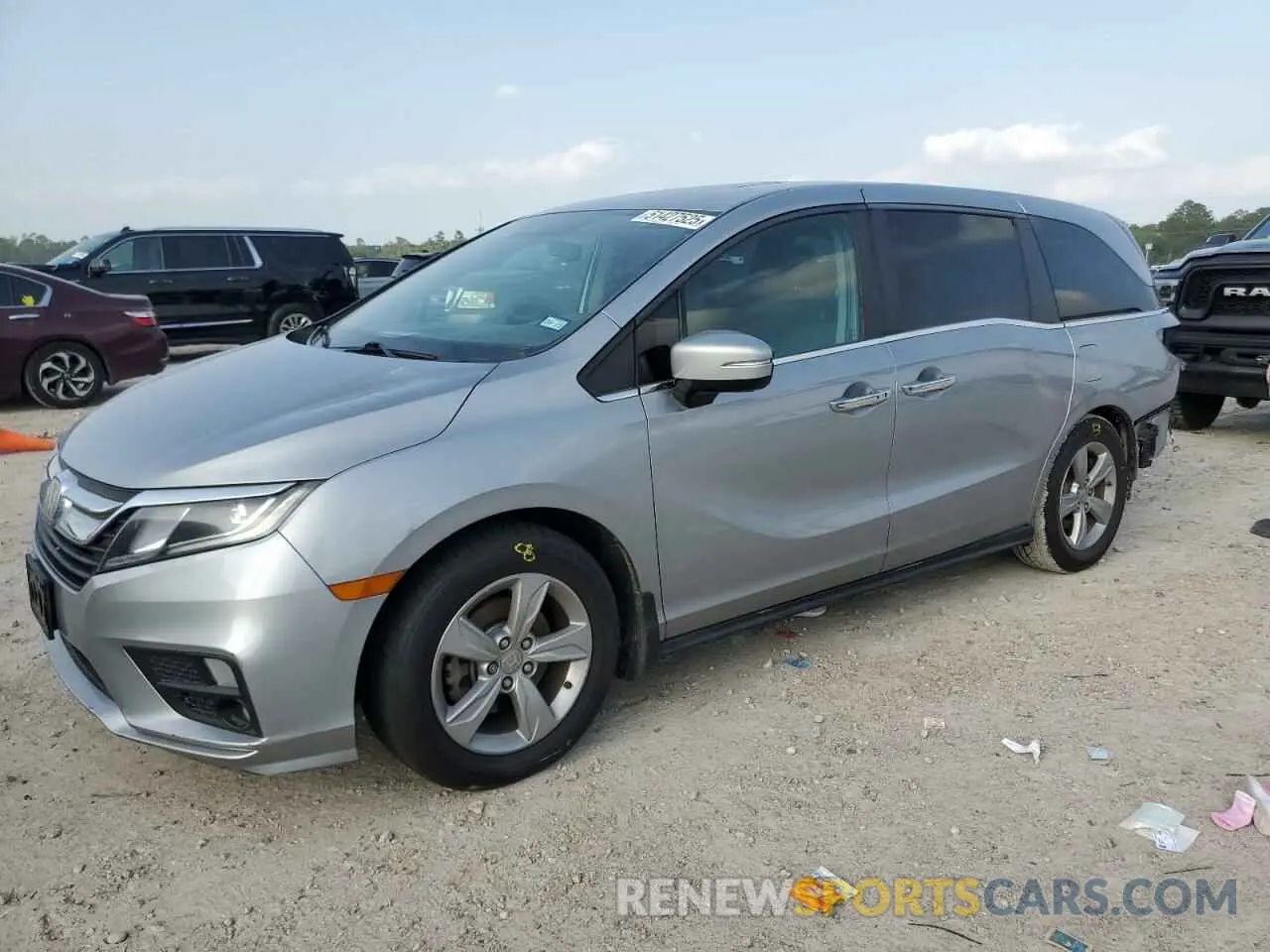 1 Photograph of a damaged car 5FNRL6H79KB030881 HONDA All Models 2019