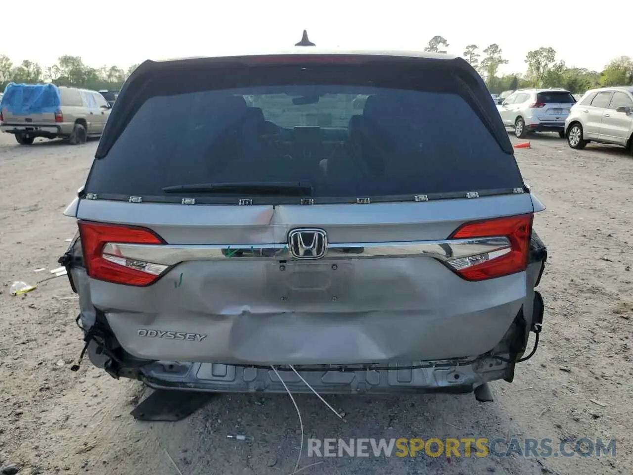6 Photograph of a damaged car 5FNRL6H79KB030881 HONDA All Models 2019