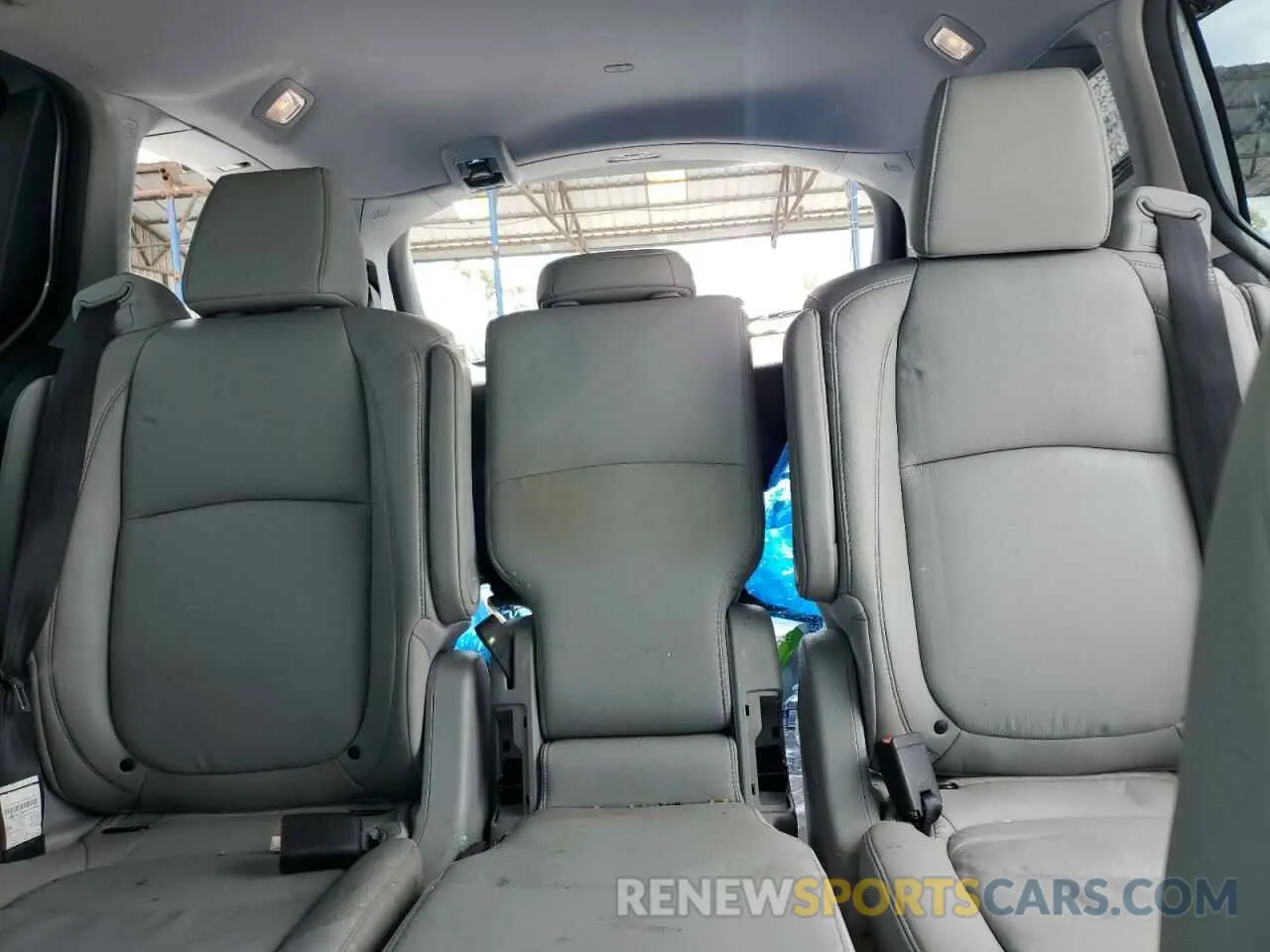 10 Photograph of a damaged car 5FNRL6H79KB062391 HONDA All Models 2019