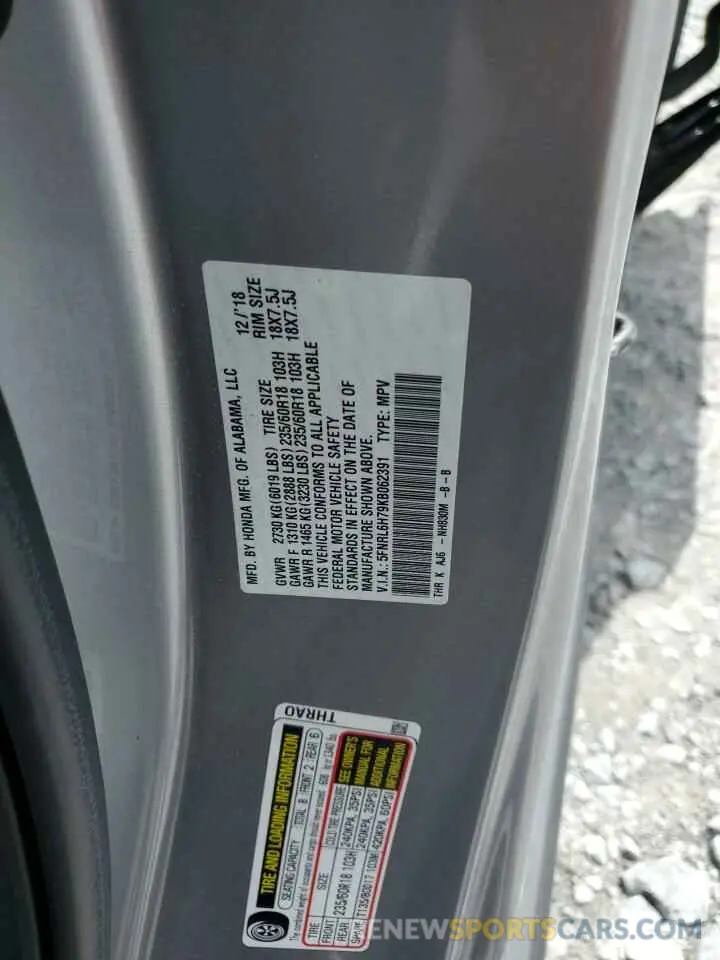 13 Photograph of a damaged car 5FNRL6H79KB062391 HONDA All Models 2019
