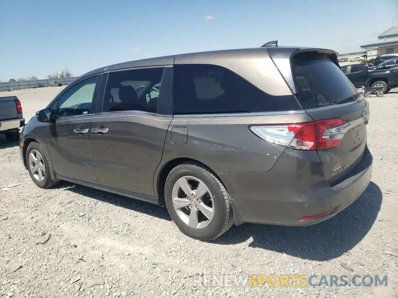 2 Photograph of a damaged car 5FNRL6H79KB128437 HONDA All Models 2019