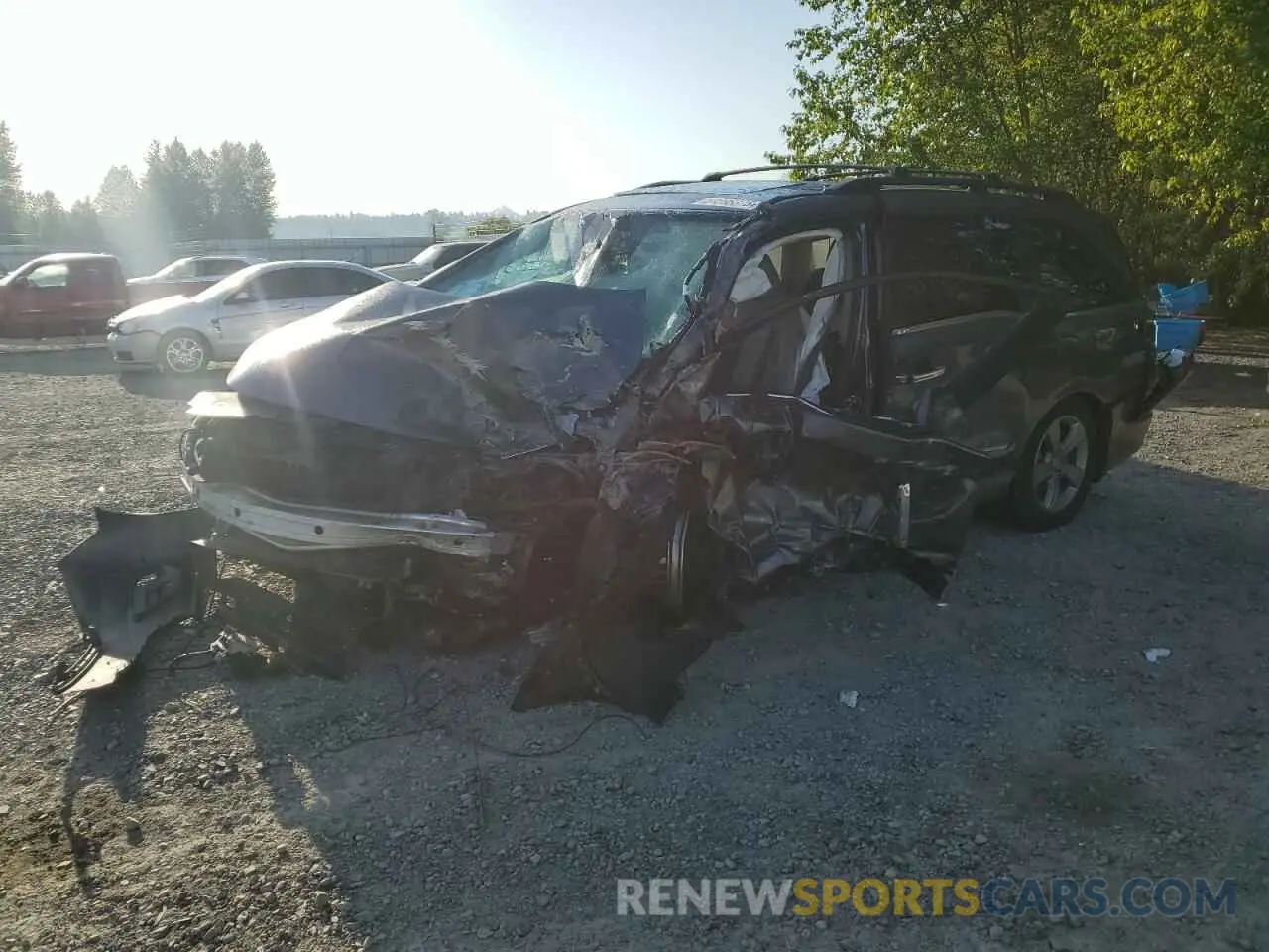 1 Photograph of a damaged car 5FNRL6H7XKB038682 HONDA All Models 2019